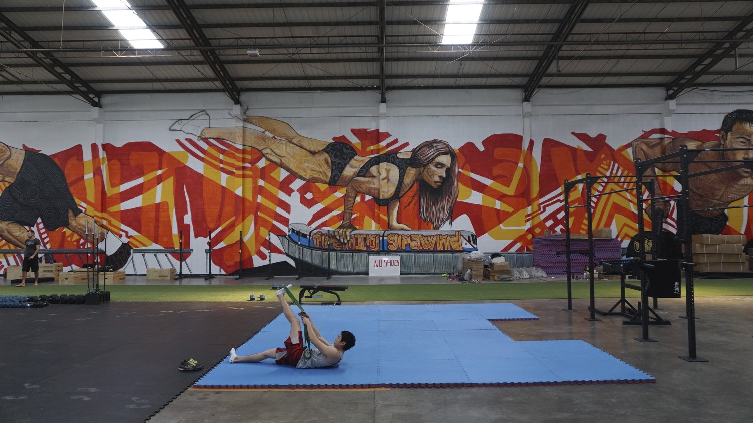 East West CrossFit 8