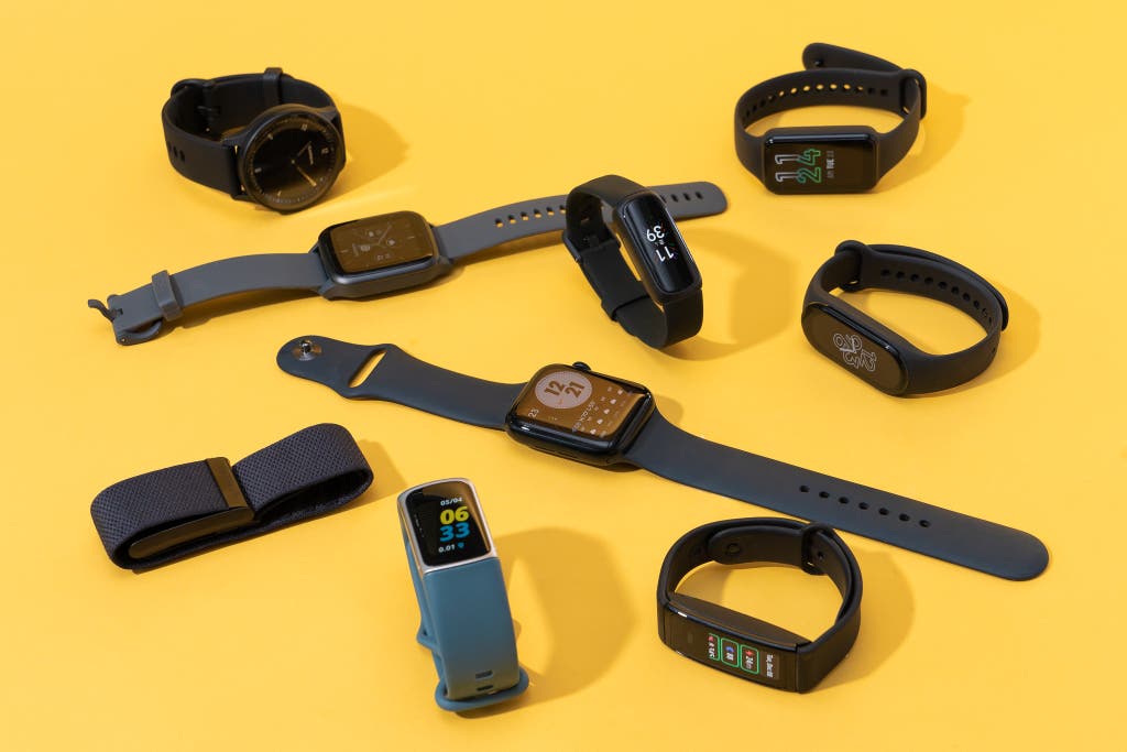 Best Fitness Trackers for Monitoring Progress in 2025